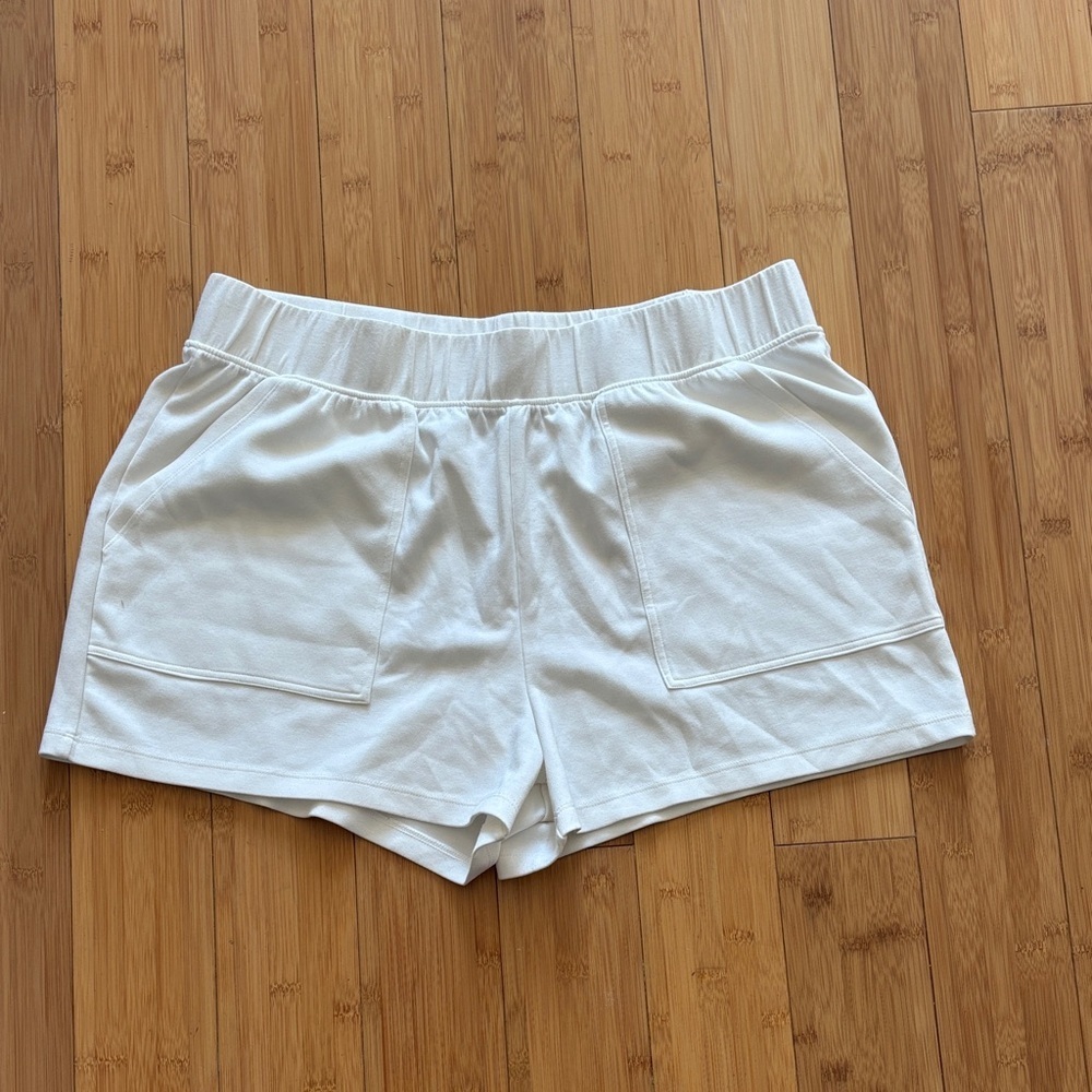Scoop NYC High Waist Cream Shorts